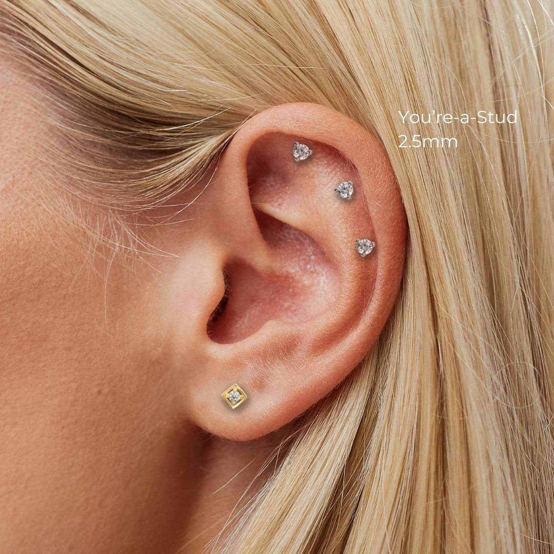 Edgy Flat Back Stud in 14K White Gold