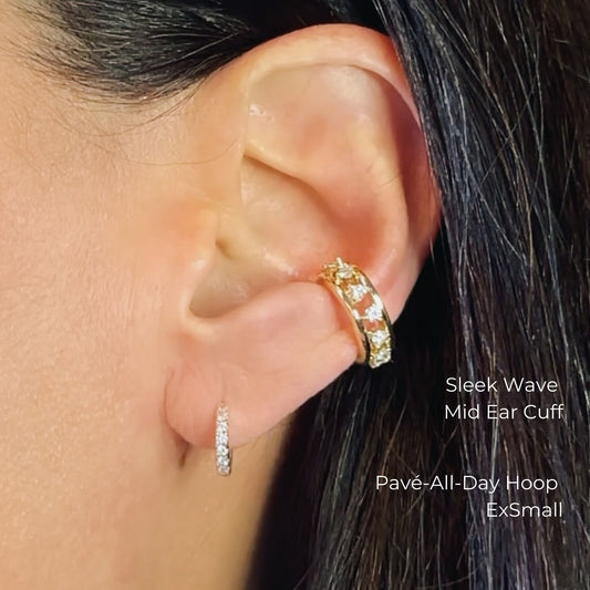 Sleek Wave Diamond Ear Cuff